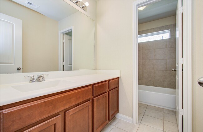 Building Photo - 24931 Puccini Pl