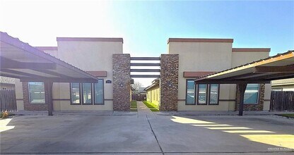 Building Photo - 1205 Bodark Dr