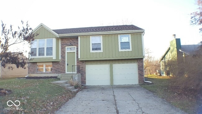 Primary Photo - 3565 Valley Lake Dr