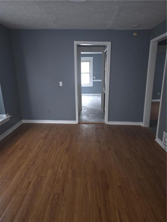 Building Photo - 388 Genesee St
