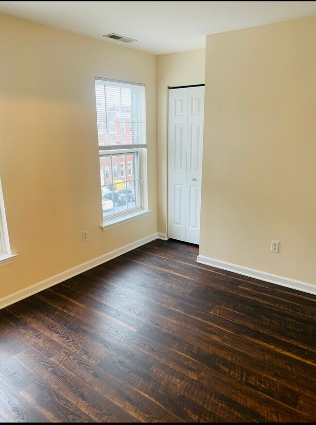2nd Bedroom - 2419 E York St