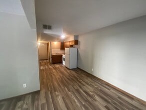 Building Photo - 2BR/1BA East Campus - Short Distance to Campus!! Coin-operated washer/dryer on-site.