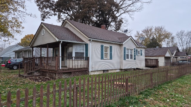 Building Photo - 202 Prince Albert Blvd