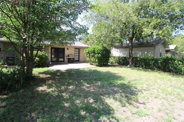 Building Photo - 804 Wateka Way