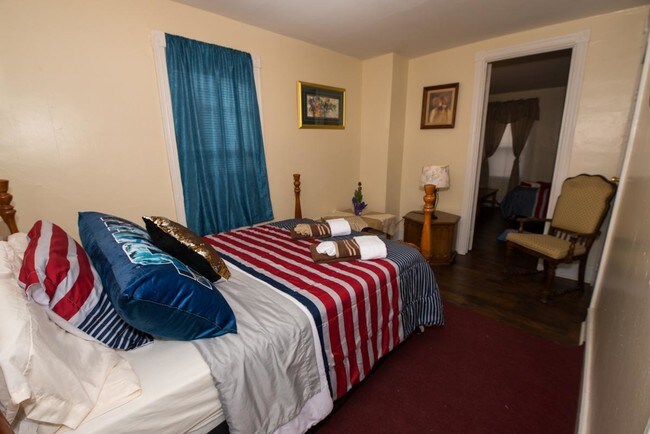 Primary Photo - 3 bedroom in Easton PA 18042
