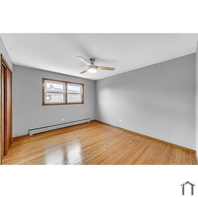 Building Photo - 7900 S Whipple St