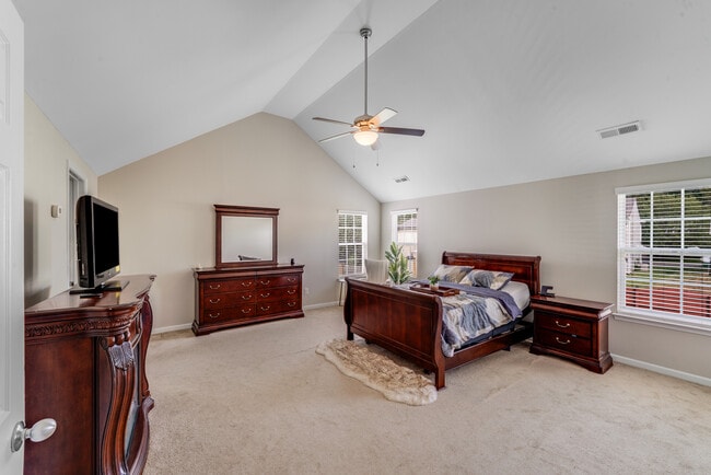 Master Bedroom - 9535 Currier Rd
