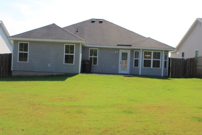 Building Photo - 7105 Summerton Dr