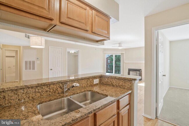 Building Photo - 3315 Wyndham Cir