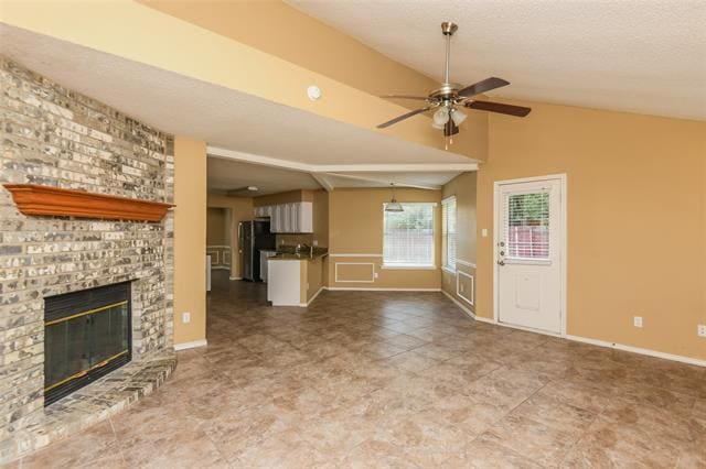 Building Photo - 634 Lemon Dr
