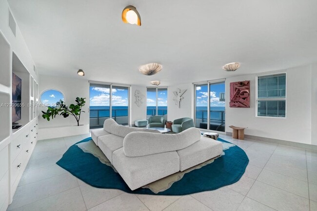 Building Photo - 5801 Collins Ave
