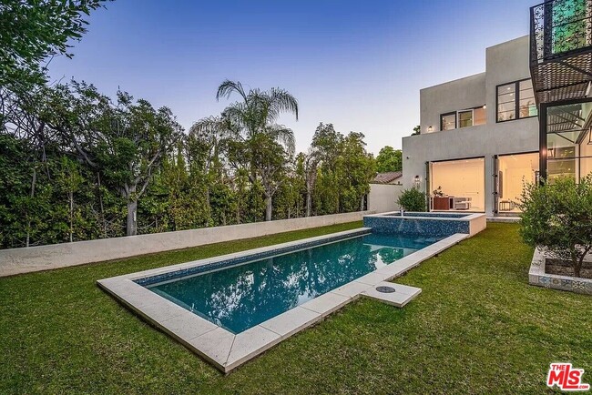 Building Photo - 12509 W Sunset Blvd