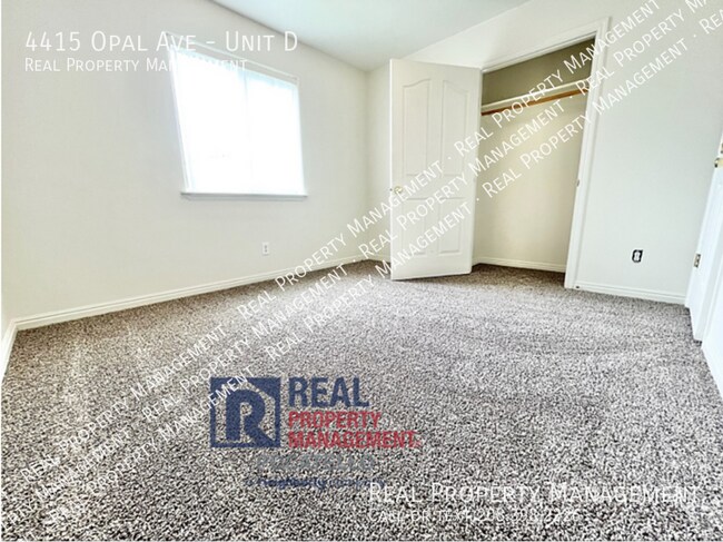 Building Photo - 4415 Opal Ave