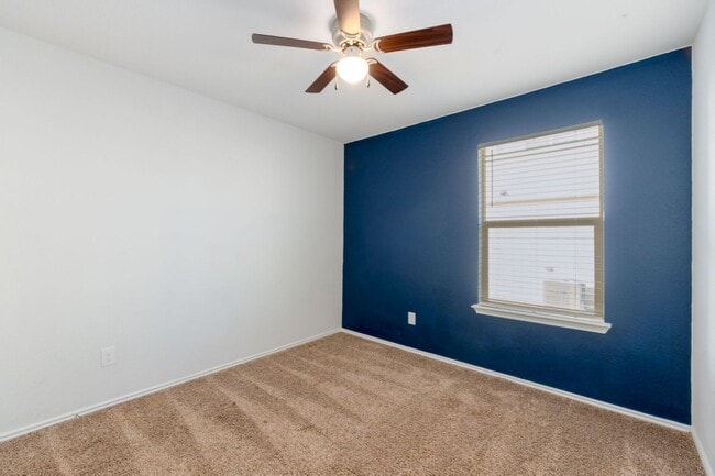 Building Photo - 2051 Wigeon Wy