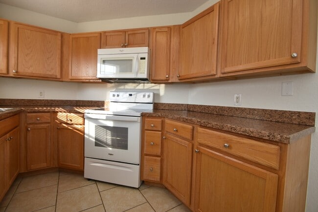 Building Photo - 42 Coral Reef Ct N