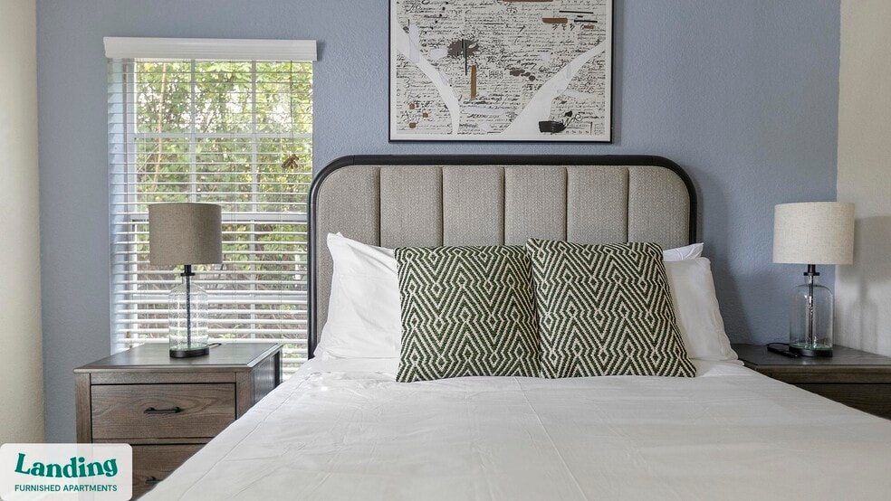 Building Photo - 3695 Island Club Dr