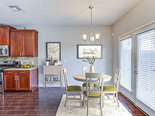 Building Photo - 1701 S Bell Blvd