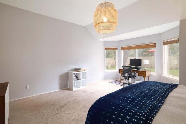 Building Photo - 10715 Galsworthy Ln