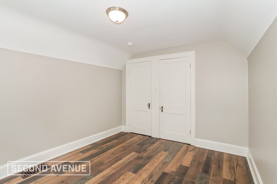 Building Photo - 3121 Cavanaugh Ave