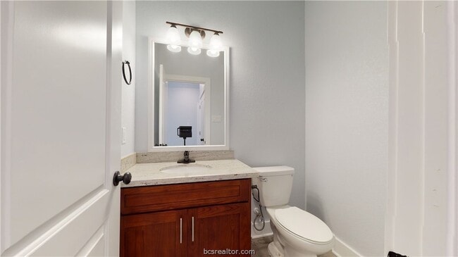 Building Photo - 2130 Crescent Pointe Pkwy