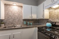 Interior Photo - 1305 Memorial Apartments