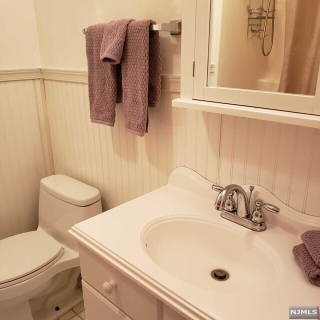 Building Photo - 635 Schuyler Ave