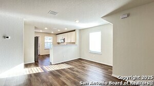 Building Photo - 11418 Long Rider