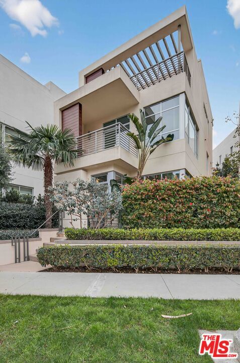 Building Photo - 12682 Millennium Dr