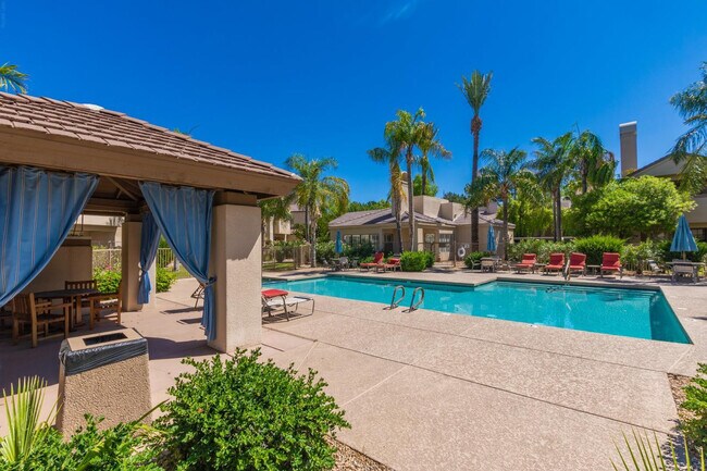 Building Photo - 6885 E Cochise Rd