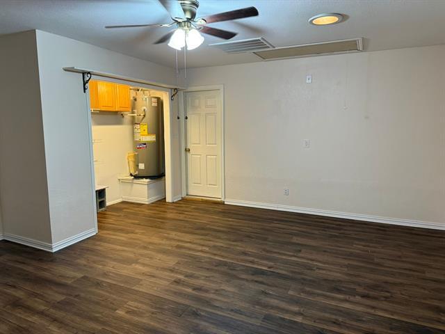 Building Photo - 2902 Hollis Dr