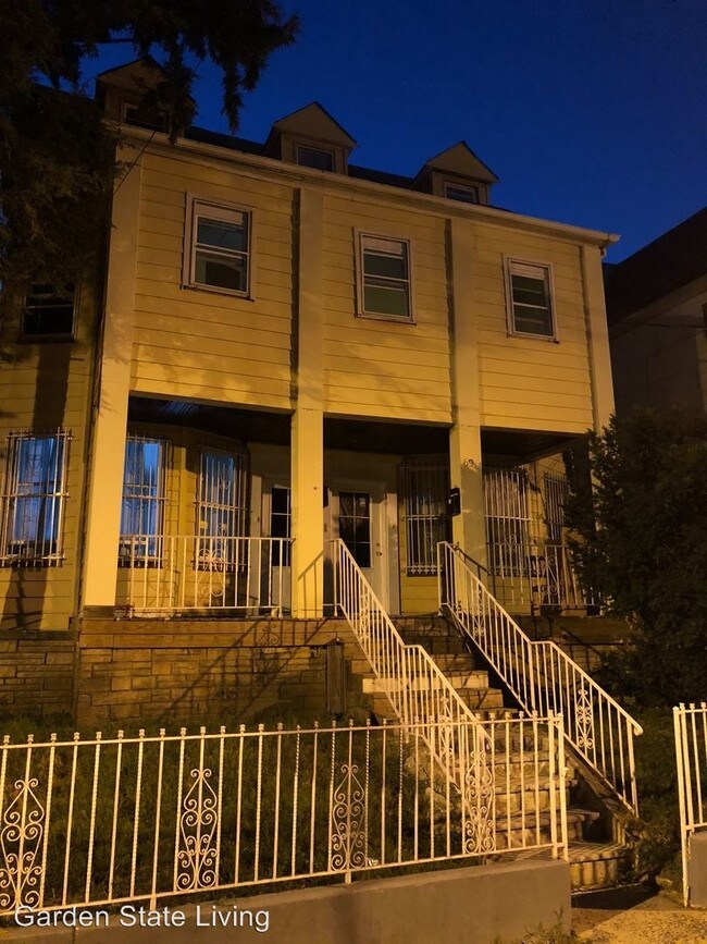 Building Photo - 69 Columbia Ave