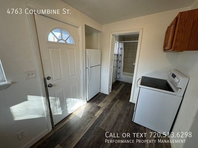 Building Photo - 4763 Columbine St