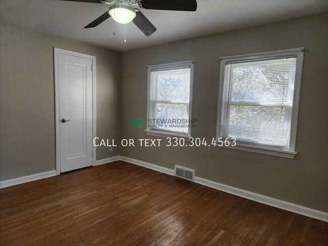Building Photo - 2135 Dennison Pl NW