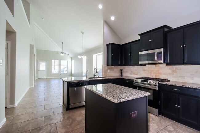 Building Photo - 13207 Clover Creek Point Ln