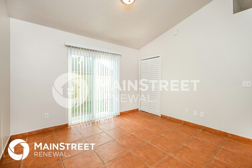 Building Photo - 9751 Red Clover Ave