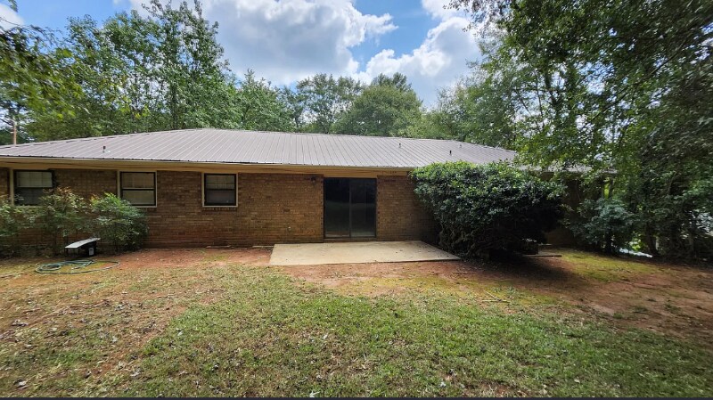 Building Photo - 260 Gentry Dr