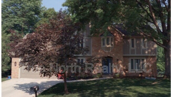 Primary Photo - 453 Buckhorn Ct