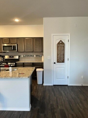 Building Photo - 12249 Desert Vista Ave