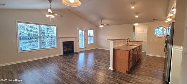 Building Photo - 6503 Brook Bend Way