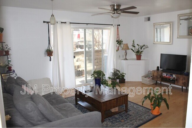 Building Photo - 10784 W 63rd Pl