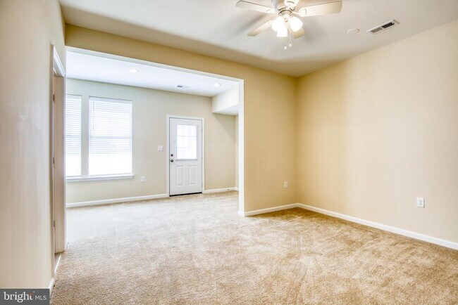 Building Photo - 107 Alderman Wy