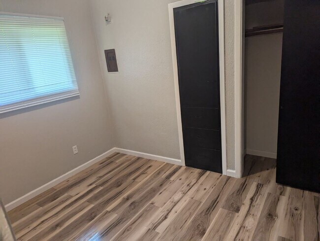 Building Photo - 1223-1225 Frederick