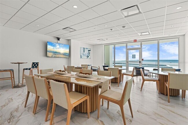 Building Photo - 1750 Benjamin Franklin Dr