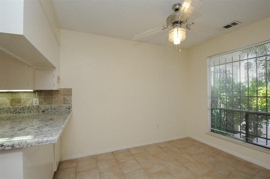 Building Photo - 4508 Medinah Pl