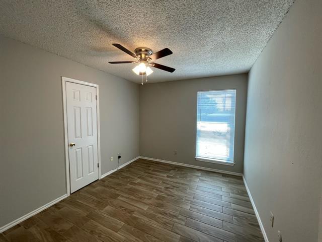 Building Photo - 3718 French Wood Dr