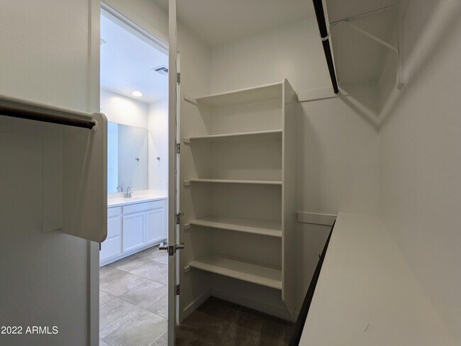Building Photo - 16846 W Las Palmaritas Dr