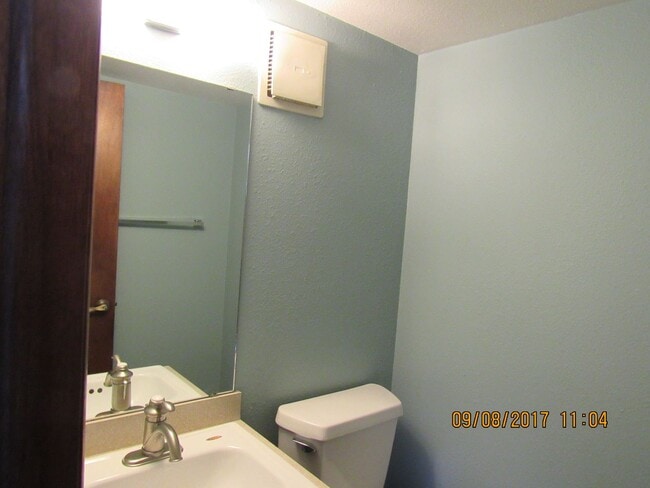 Building Photo - 747 Elder Ct