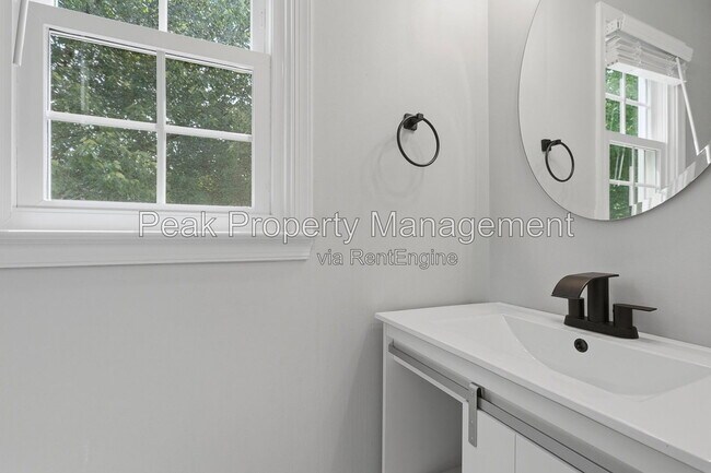 Building Photo - 5008 Chelsea Brook Ln