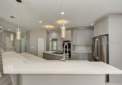 Building Photo - 1648 Bayshore Dr