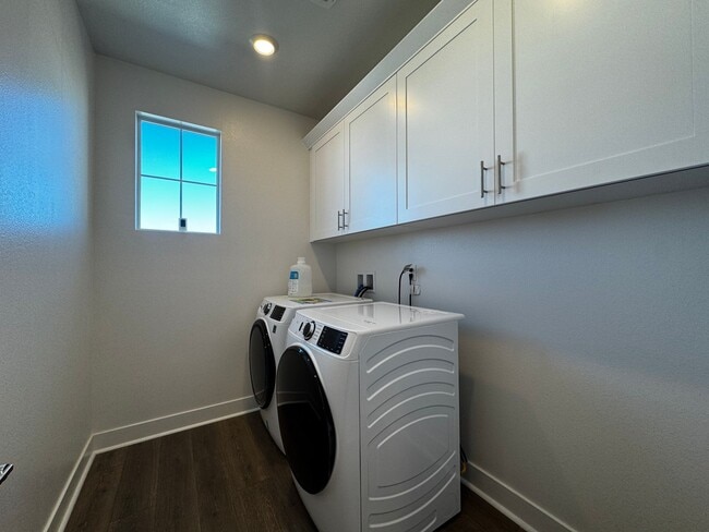 Building Photo - Beautiful, Almost New Winchester 5 Bedroom House with SOLAR